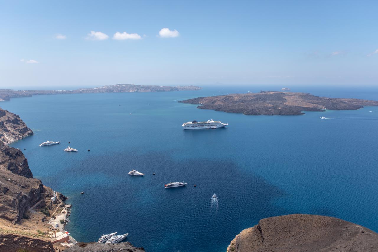 Opera Mansion Santorini Villa Fira  Exterior photo